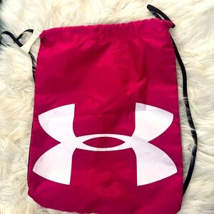 UNDER ARMOUR BACKPACK 13”x17”